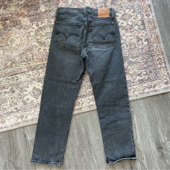 Levi’s Wedgie Straight Jean, 26 - Picture 2 of 6